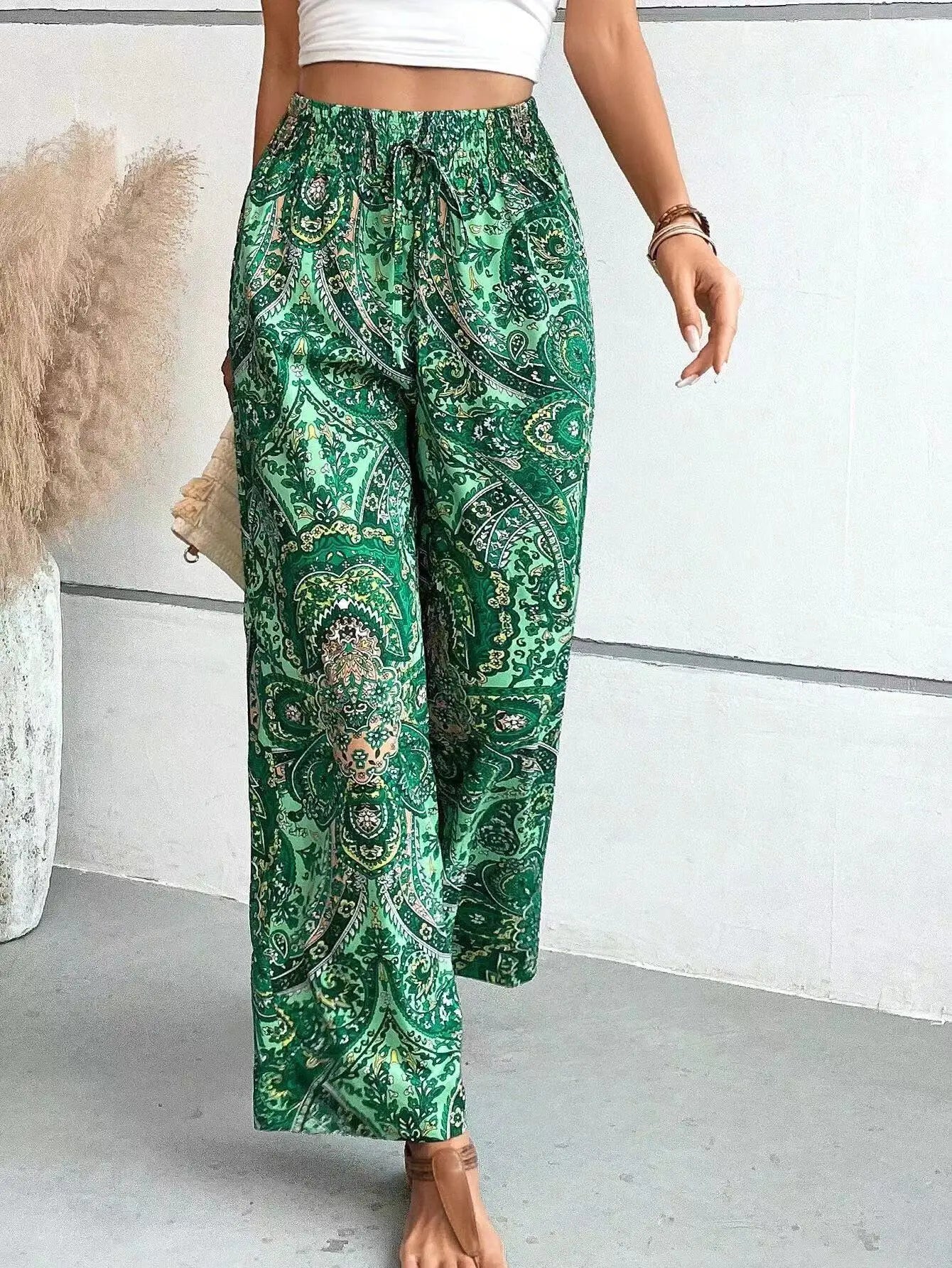 Pantaloni Donna Vintage a Gamba Larga – Vita Alta Casual